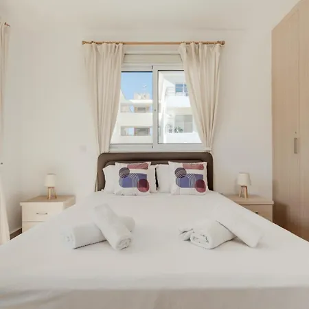 Cozy 2 Bedroom Family Apartment W/ Pool Protaras Exterior photo