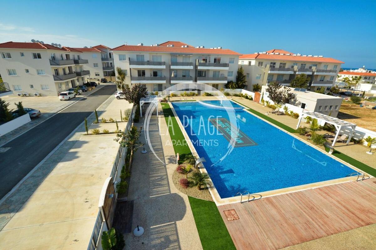 Cozy 2 Bedroom Family W/ Pool Apartment