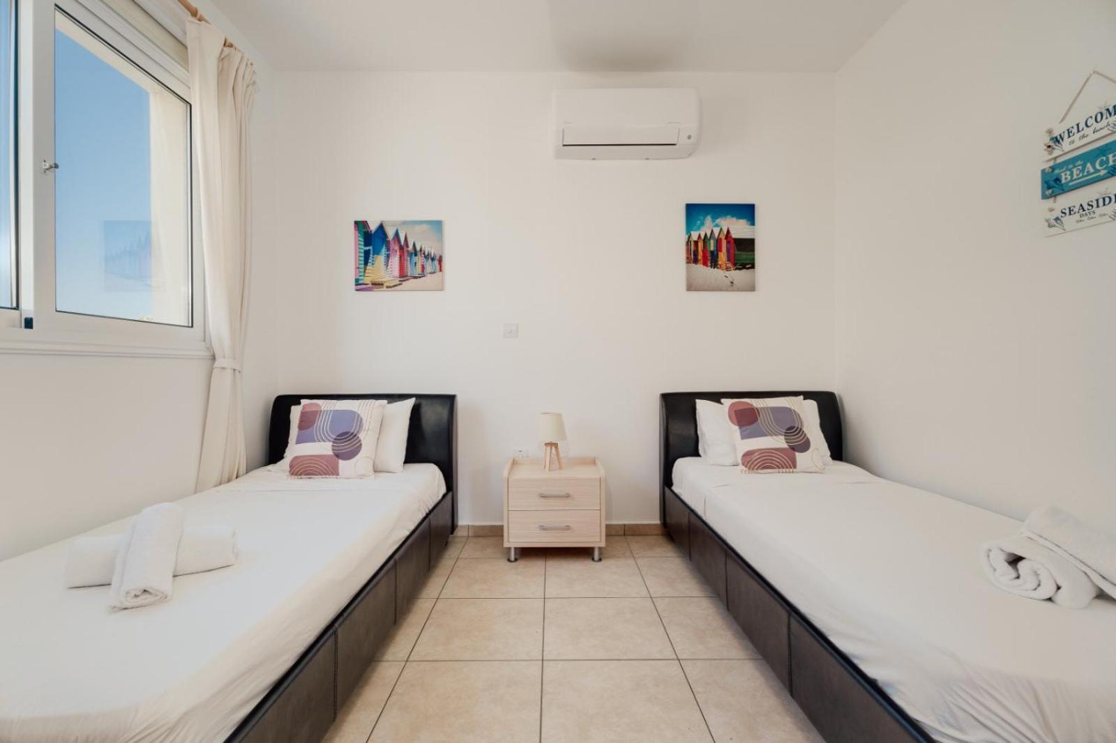 Apartment Cozy 2 Bedroom Family W/ Pool *